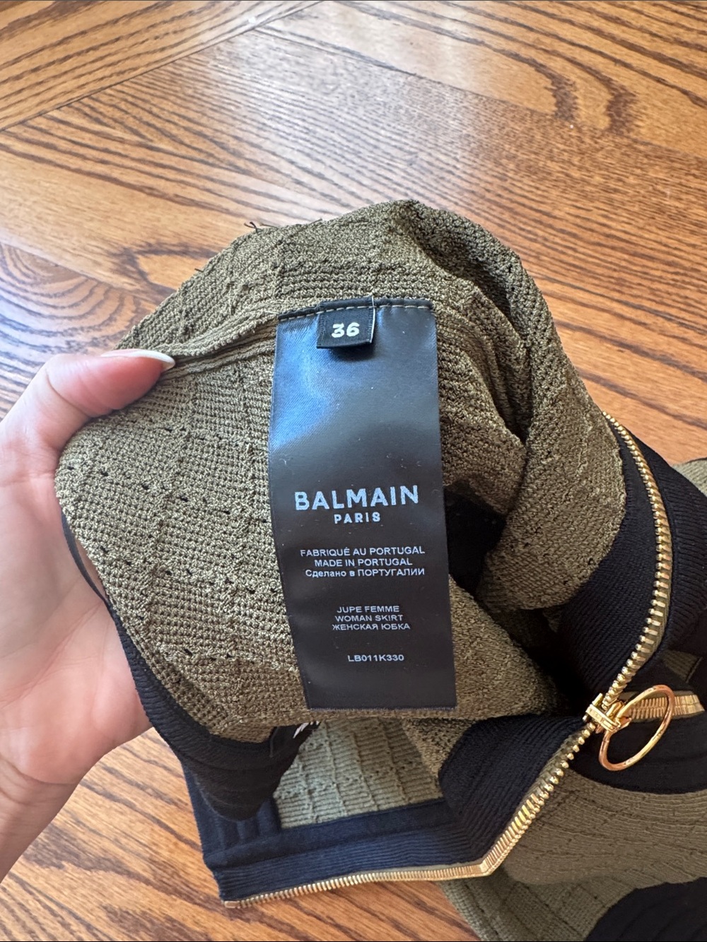 Balmain Olive Green Knit Mini Skirt with Black Trim & Gold Zipper - Picture 6 of 6